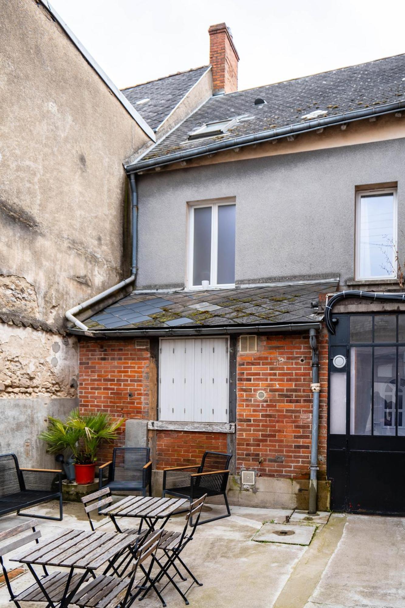 Studio Cosy Rdc, Calme Avec Cour Exterieure Saran Eksteriør bilde